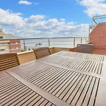 Modern In With Sea View *